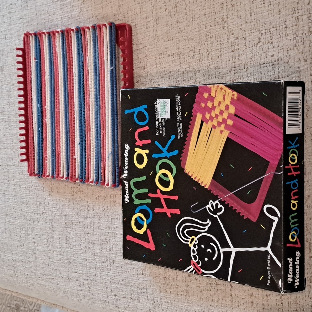 Loop Weaving Craft & Instructions Guide